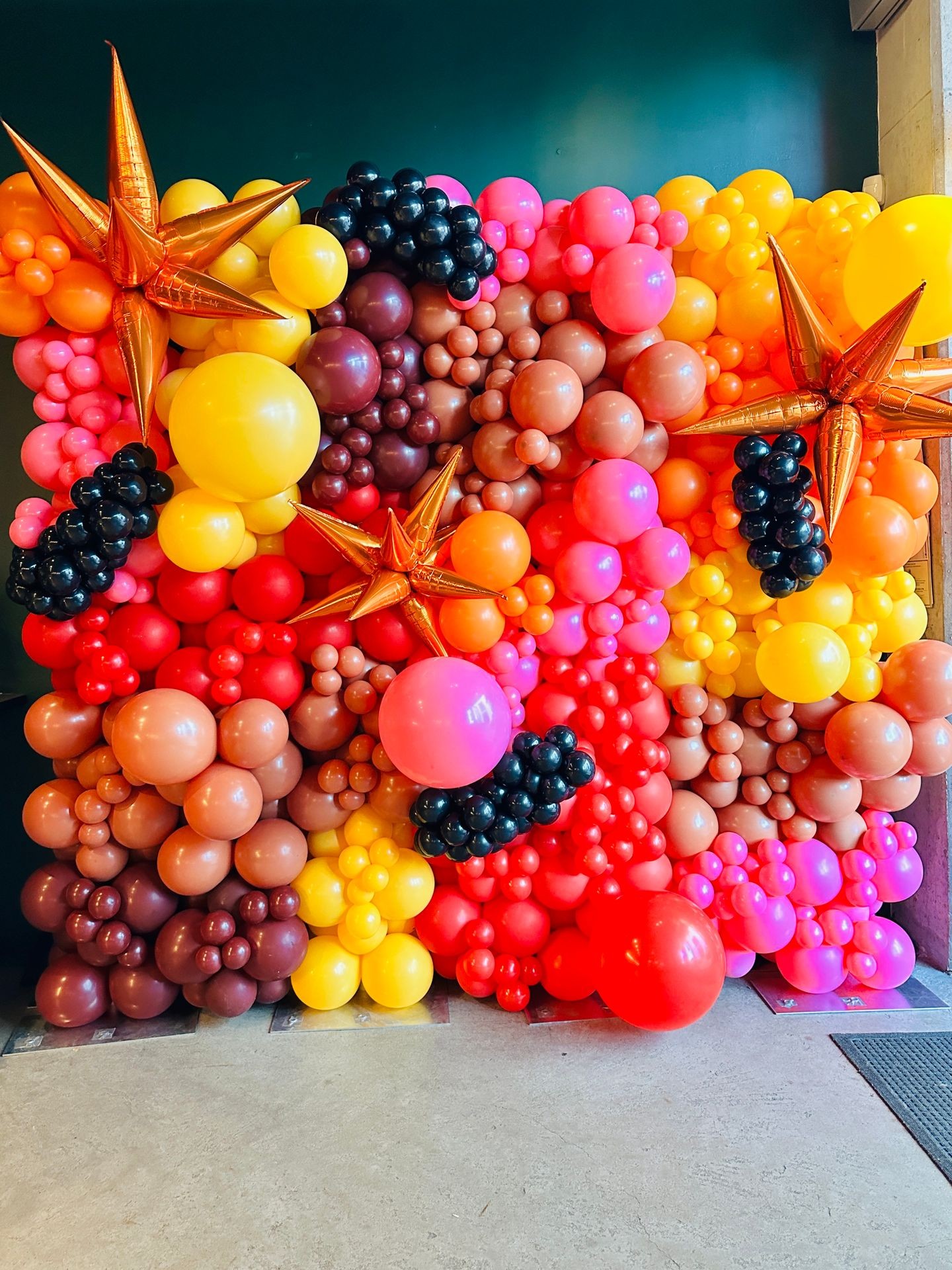 Balloon Walls